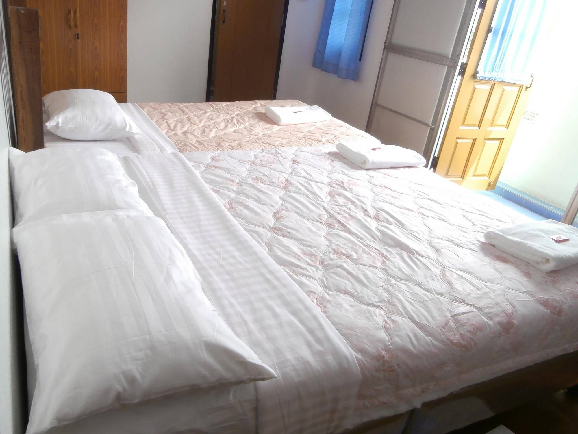 Nonni Guesthouse Τσιάνγκ Μάι Εξωτερικό φωτογραφία