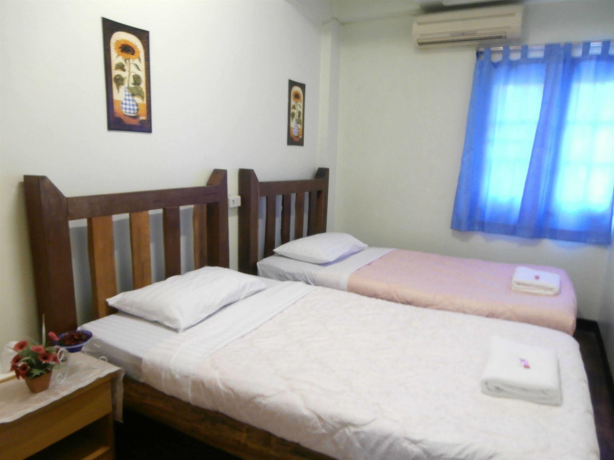 Nonni Guesthouse Τσιάνγκ Μάι Εξωτερικό φωτογραφία